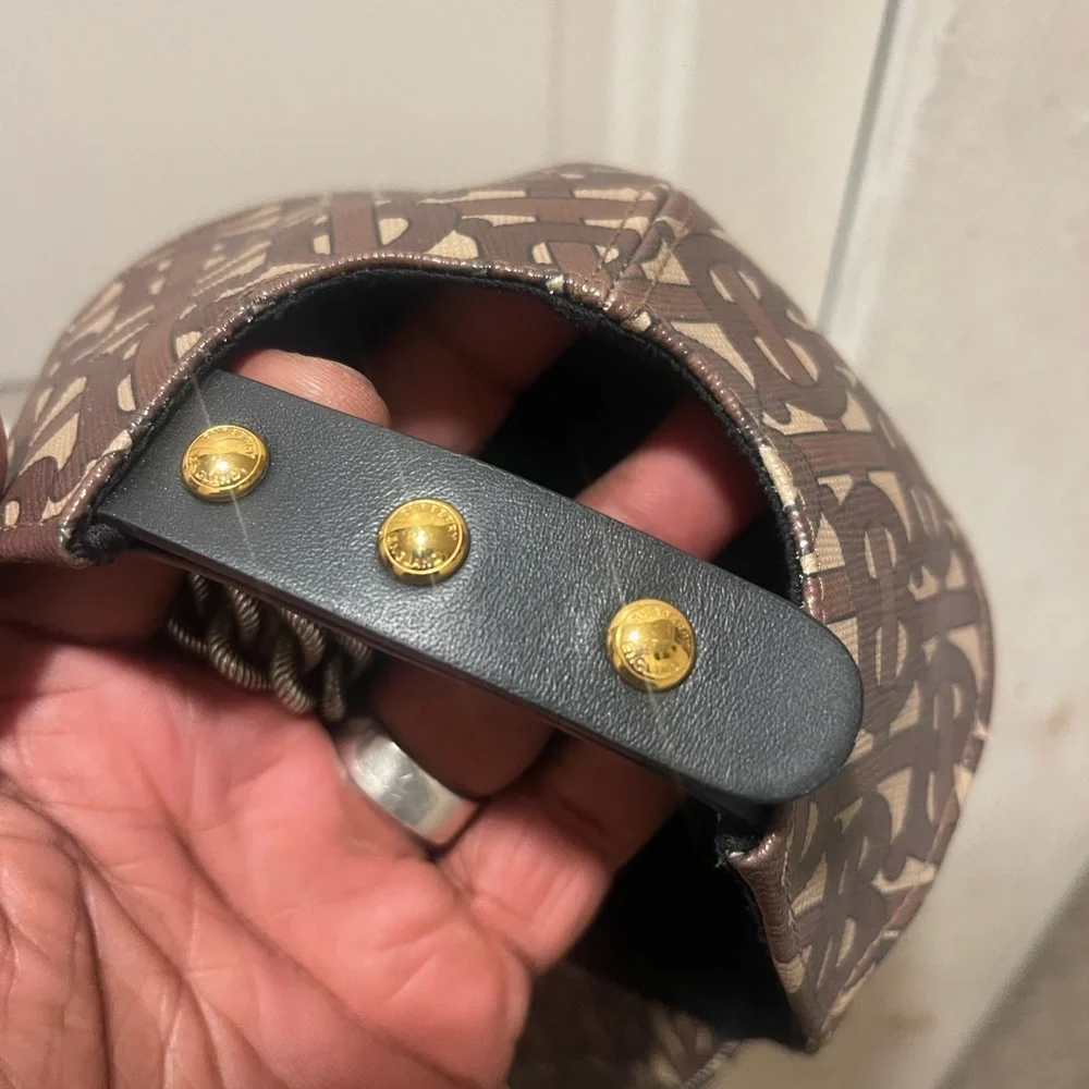 Burberry unisex hats - Picture 2 of 6